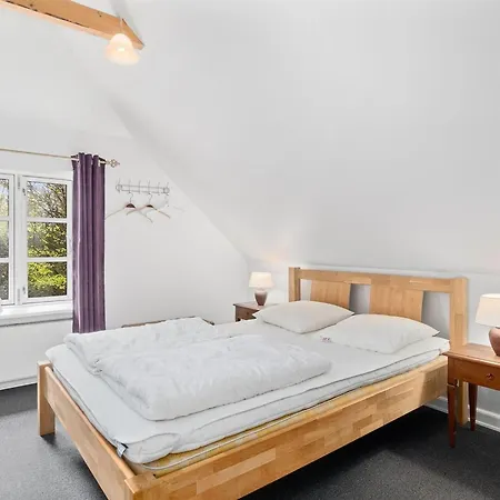 Jolanda By Interhome *