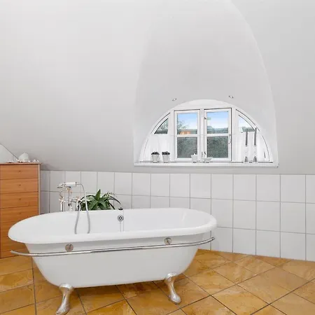 בית נופש Jolanda By Interhome