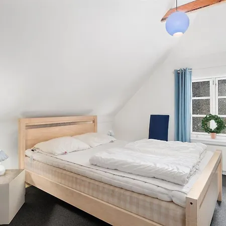 Jolanda By Interhome *